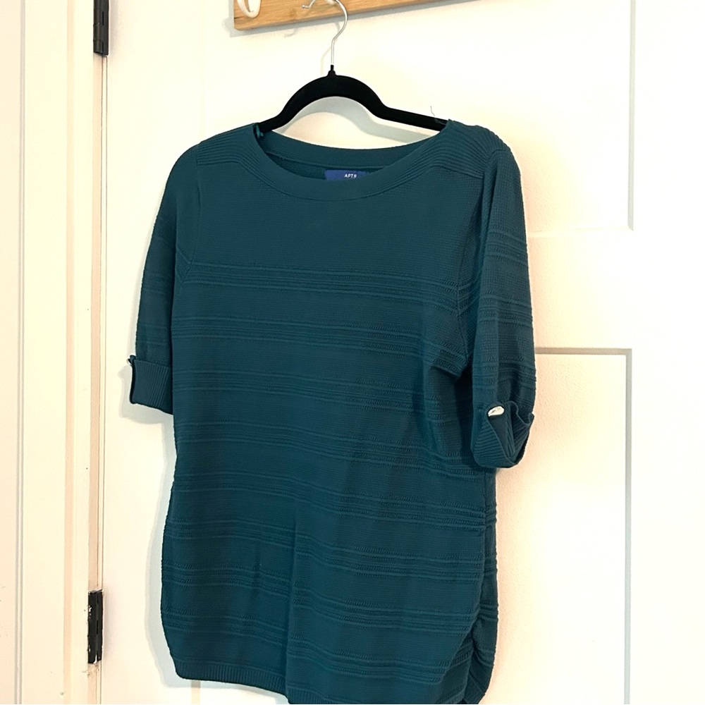 Apt. 9 Green Boxy Blouse with Relaxed Fit